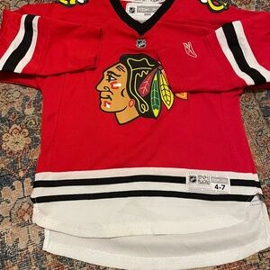 Reebok Premier NHL Jersey Chicago Blackhawks Jonathan Toews Red Youth Size 4-7
